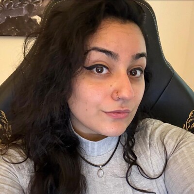 Golnaz Eftekhari portrait